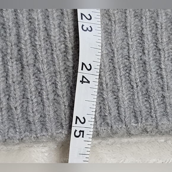Elan Light Gray Cozy Knit Mock Neck Sweater Size Small - Picture 9 of 10